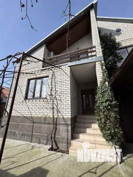 Дом 206м&sup2;, 2-этажный, участок 5 сот.  