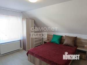 Дом 79м&sup2;, 2-этажный, участок 3 сот.  