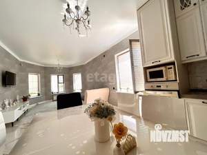 Дом 181м², 2-этажный, участок 6 сот.  