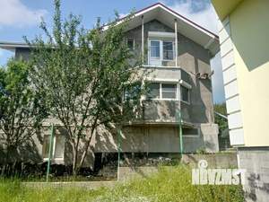 Дом 383м&sup2;, 3-этажный, участок 10 сот.  