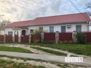 Дом 130м&sup2;, 1-этажный, участок 10 сот.  