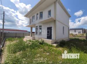 Дом 150м&sup2;, 2-этажный, участок 3 сот.  