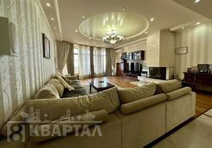 Дом 513м², 3-этажный, участок 6 сот.  