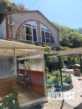 Дом 94м&sup2;, 2-этажный, участок 3 сот.  