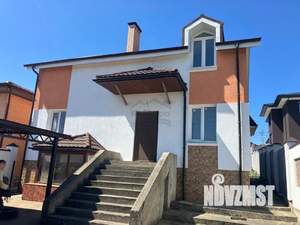 Дом 180м&sup2;, 2-этажный, участок 4 сот.  