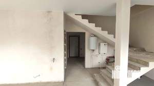 Дом 84м&sup2;, 2-этажный, участок 4 сот.  