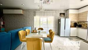 Дом 148м&sup2;, 2-этажный, участок 4 сот.  