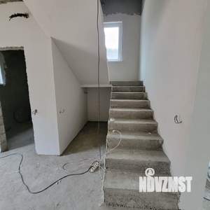 Дом 120м&sup2;, 2-этажный, участок 4 сот.  