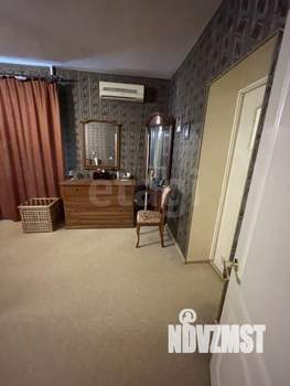 Дом 275м&sup2;, 3-этажный, участок 8 сот.  