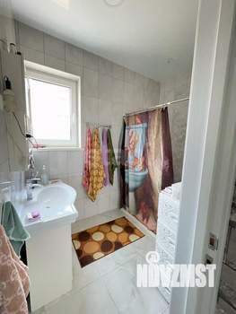 Дом 216м&sup2;, 2-этажный, участок 5 сот.  