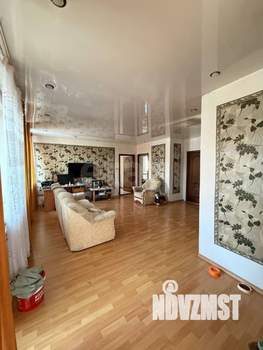 Дом 208м&sup2;, 2-этажный, участок 8 сот.  