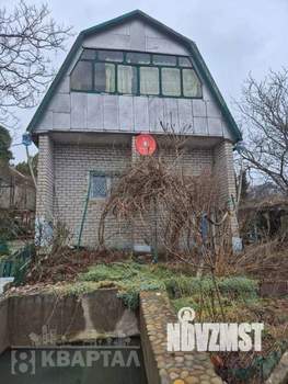 Дом 70м&sup2;, 2-этажный, участок 6 сот.  