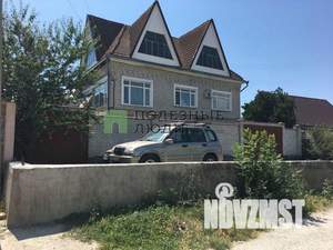 Дом 208м&sup2;, 2-этажный, участок 9 сот.  