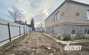 Дом 180м&sup2;, 2-этажный, участок 5 сот.  