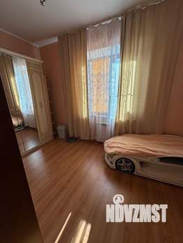 Дом 307м², 3-этажный, участок 7 сот.  