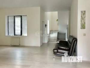 Дом 169м&sup2;, 2-этажный, участок 4 сот.  