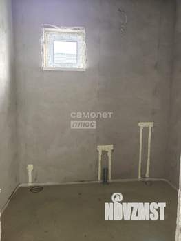 Дом 100м&sup2;, 2-этажный, участок 5 сот.  