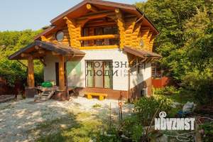 Дача 215м², 2-этажный, участок 6 сот.  