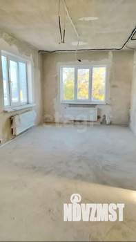 Дом 180м&sup2;, 2-этажный, участок 5 сот.  