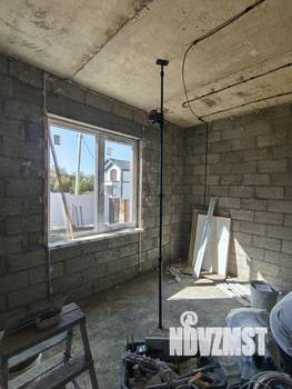 Дом 90м&sup2;, 2-этажный, участок 3 сот.  