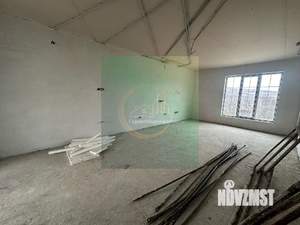 Дом 180м², 2-этажный, участок 5 сот.  