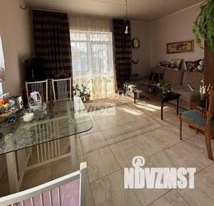 Дом 135м², 1-этажный, участок 6 сот.  