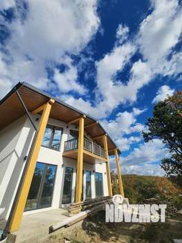 Дом 183м&sup2;, 2-этажный, участок 6 сот.  