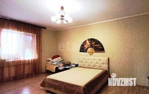 Дом 242м&sup2;, 2-этажный, участок 6 сот.  