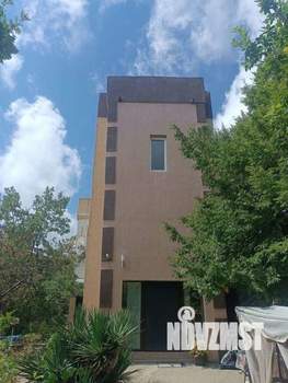 Дом 112м&sup2;, 3-этажный, участок 10 сот.  