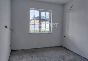 Дом 100м&sup2;, 1-этажный, участок 6 сот.  