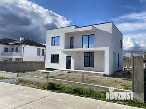 Дом 220м&sup2;, 2-этажный, участок 5 сот.  