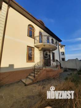 Дом 295м&sup2;, 3-этажный, участок 4 сот.  