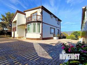 Дом 250м², 2-этажный, участок 6 сот.  