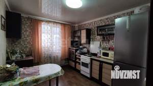 Дом 174м&sup2;, 2-этажный, участок 4 сот.  