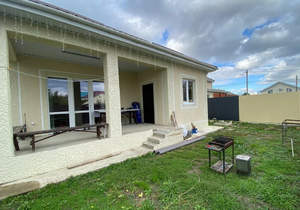 Дом 103м&sup2;, 1-этажный, участок 4 сот.  