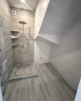 Дом 140м², 2-этажный, участок 5 сот.  