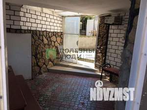 Дом 208м&sup2;, 2-этажный, участок 9 сот.  