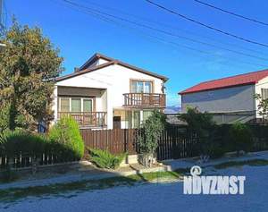 Дом 250м², 2-этажный, участок 6 сот.  