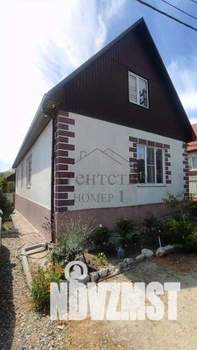 Дом 208м&sup2;, 2-этажный, участок 4 сот.  