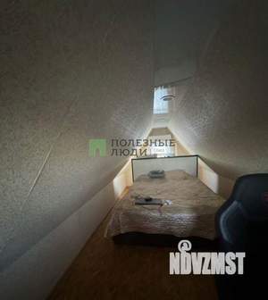 Дом 32м&sup2;, 2-этажный, участок 1 сот.  