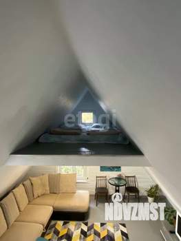 Дом 42м&sup2;, 2-этажный, участок 4 сот.  