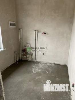 Дом 100м&sup2;, 1-этажный, участок 6 сот.  