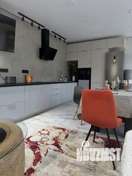 Дом 160м&sup2;, 2-этажный, участок 16 сот.  