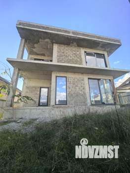 Дом 189м&sup2;, 2-этажный, участок 3 сот.  