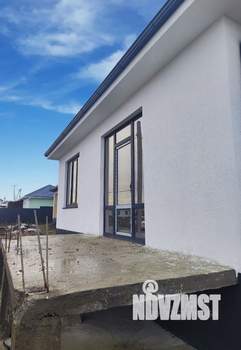 Дом 100м&sup2;, 1-этажный, участок 4 сот.  