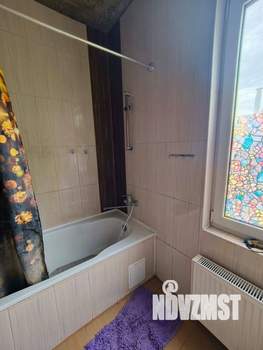 Дом 120м&sup2;, 2-этажный, участок 5 сот.  