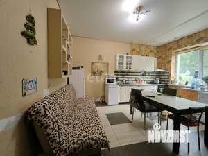 Дом 130м², 2-этажный, участок 6 сот.  
