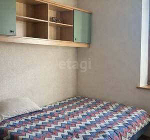 Дом 185м&sup2;, 3-этажный, участок 4 сот.  