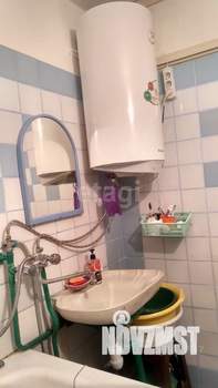 Дом 184м&sup2;, 2-этажный, участок 8 сот.  