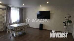 Дом 384м², 2-этажный, участок 6 сот.  